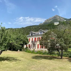 Appartement Magnifique 8 Couchages Dans Historique, Jausiers